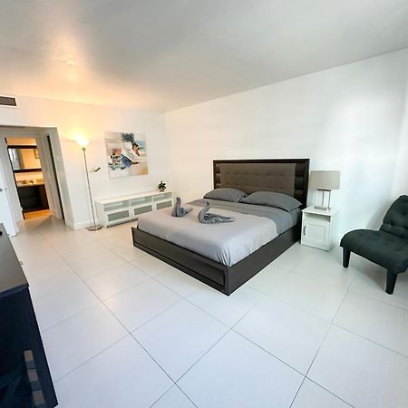 Departamento Frente Al Mar Con Salida Directa A Playa. Apartment Hollywood Luaran gambar