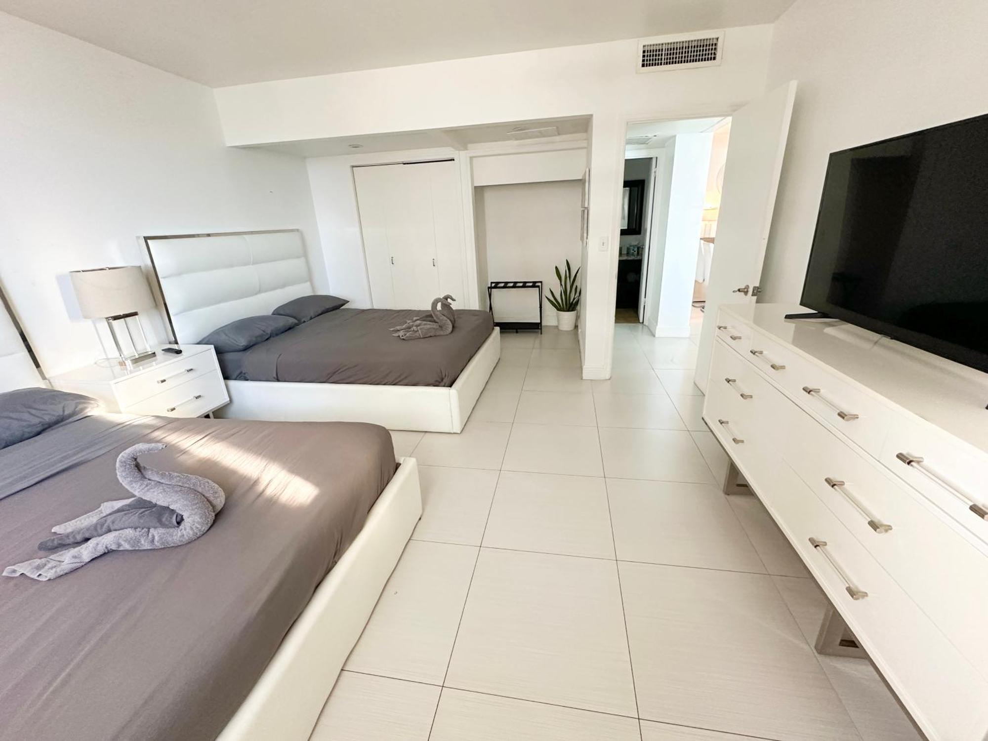 Departamento Frente Al Mar Con Salida Directa A Playa. Apartment Hollywood Luaran gambar