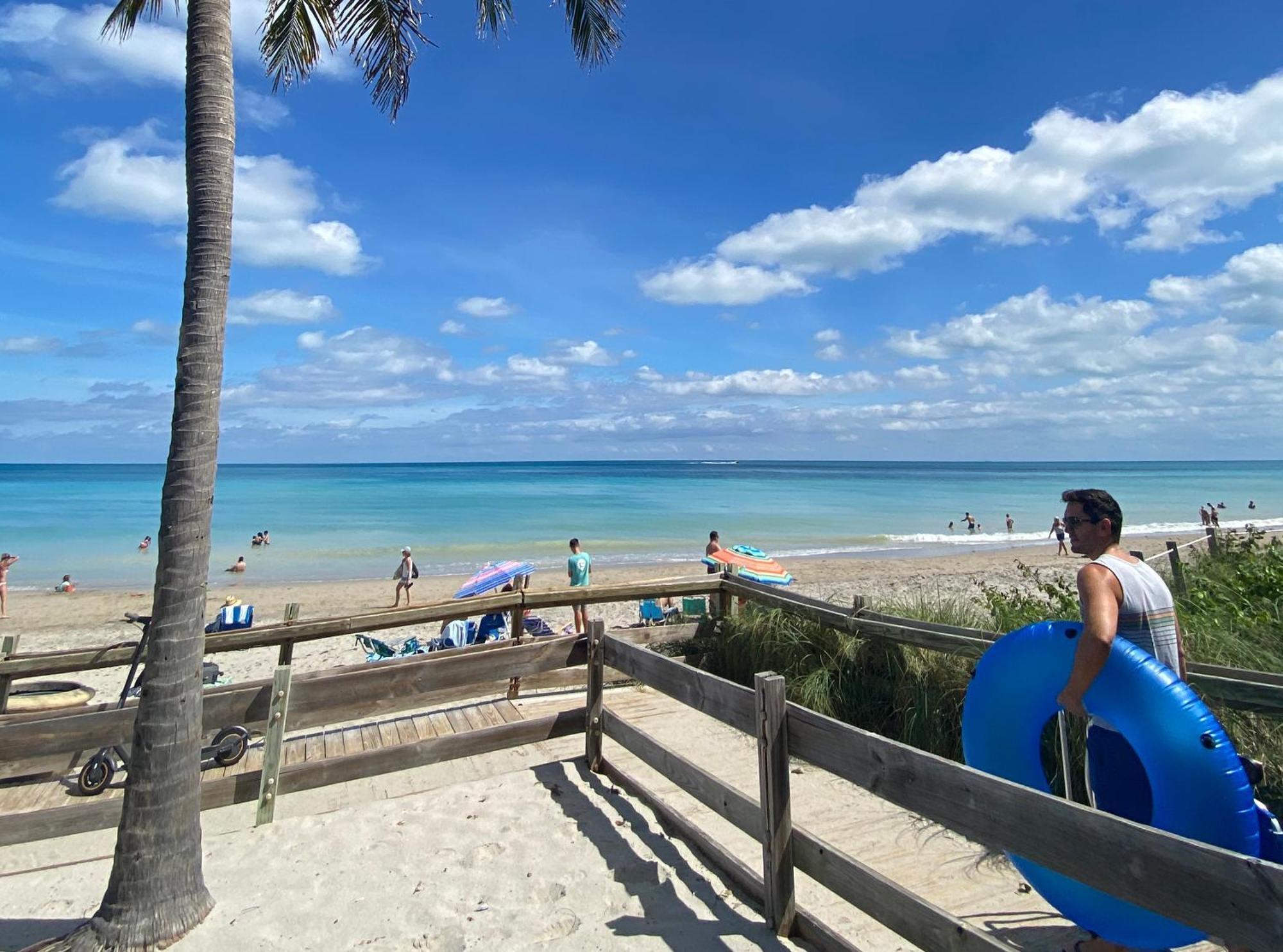 Departamento Frente Al Mar Con Salida Directa A Playa. Apartment Hollywood Luaran gambar
